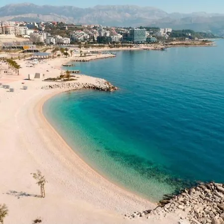 Appartamento 2br With Sea View, Terrace&free Parking Near *